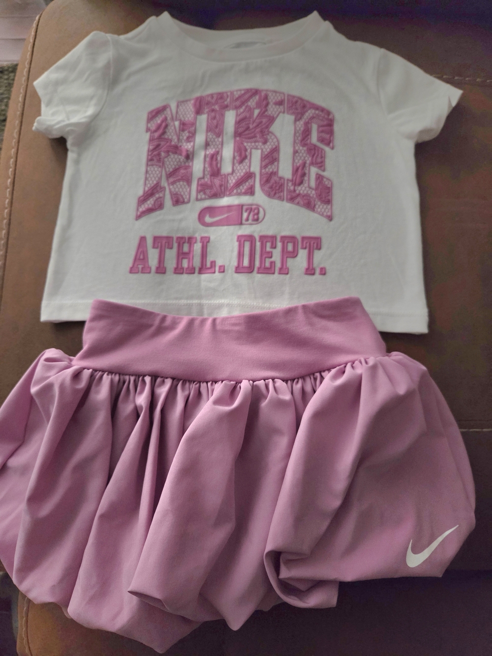 Nike Lace It Up 2t
Little Kids' Dri-FIT 2-Piece Scooter Set - Picture 4 of 6